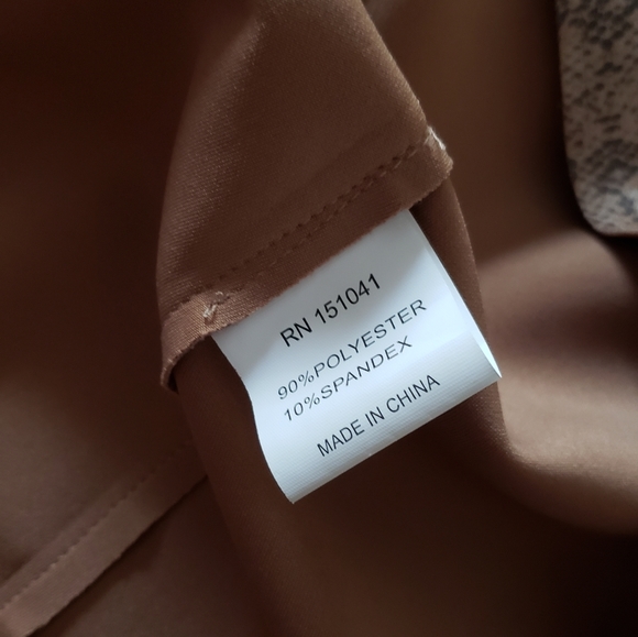 Snake Printed Trench Coat - Picture 12 of 14